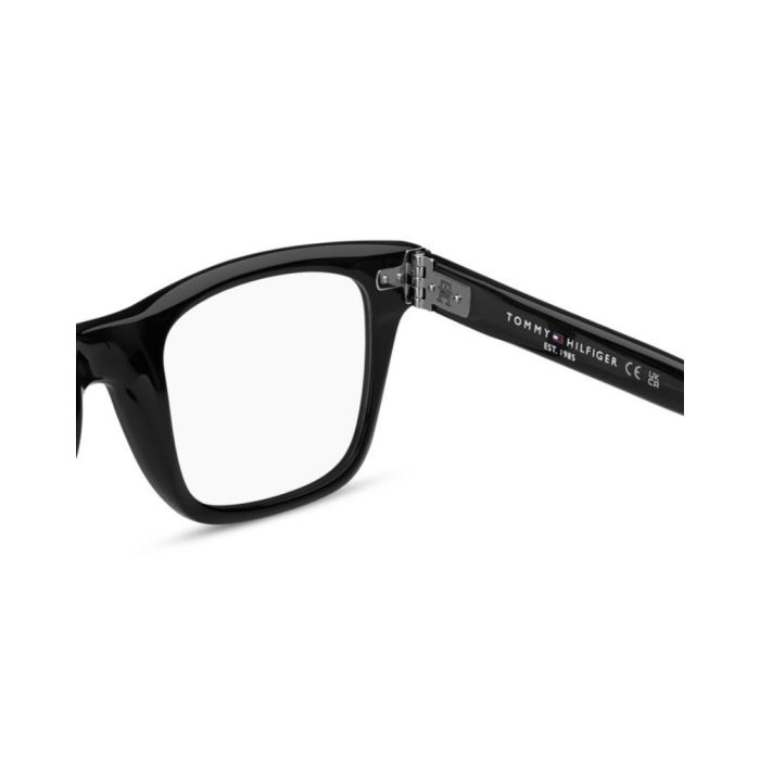 Tommy Hilfiger TH 85 807